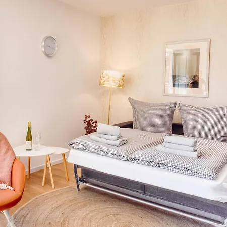 Kranich 26 Im Wreecher Idyll Ruegen By Ruyastay Putbus